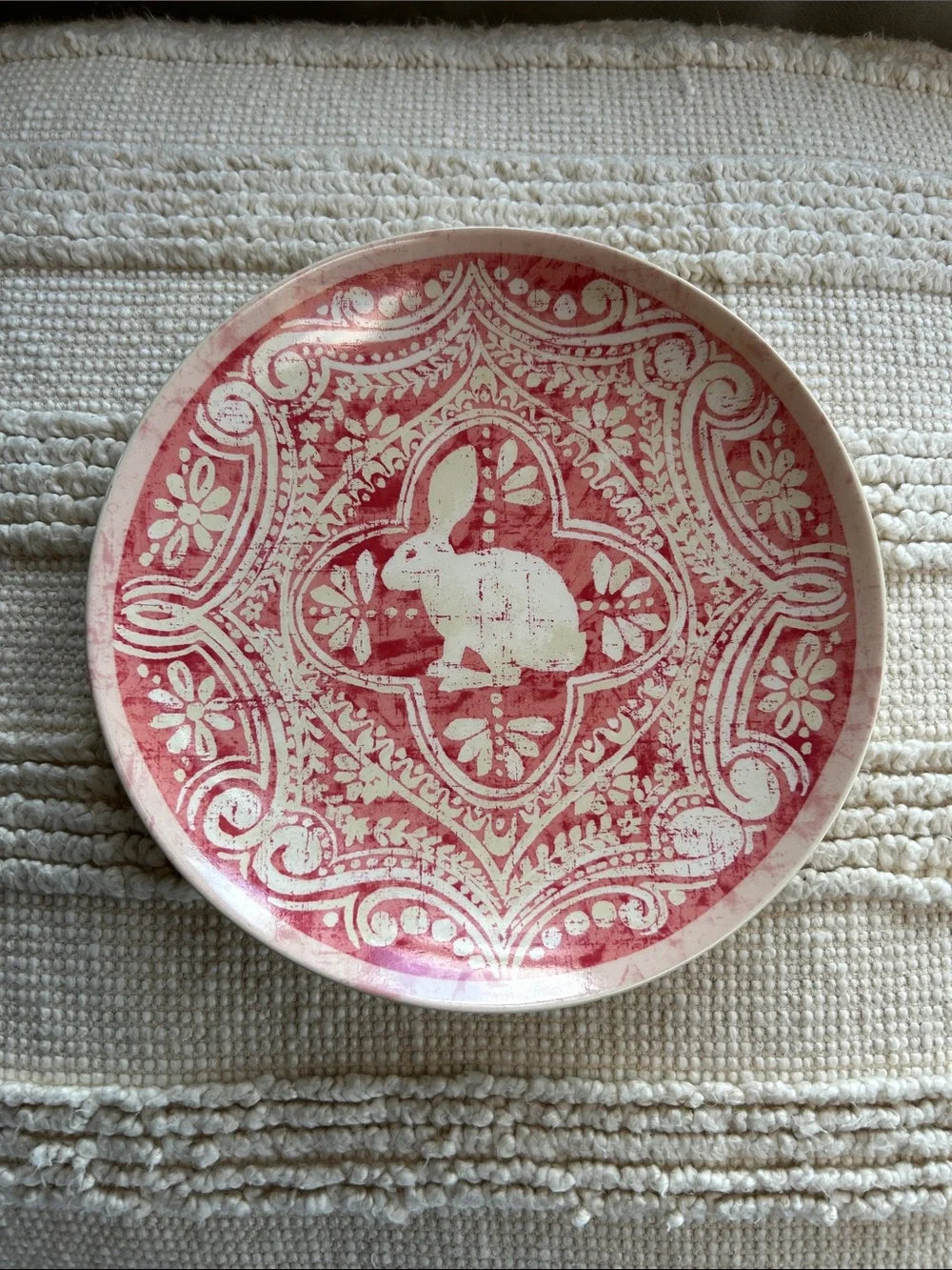 Pottery Barn GRAPHIC BUNNY Salad Plate RARE